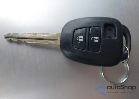 2017 Toyota Rav4 Le z USA, uszkodzony, nr VIN 2T3ZFREV6HW393203